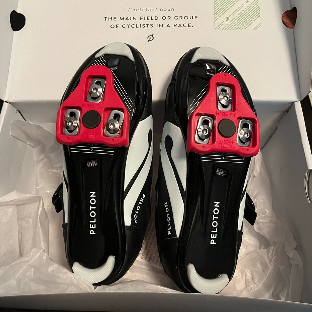 Black cycling peloton shoes in black. Brand new size 36 women